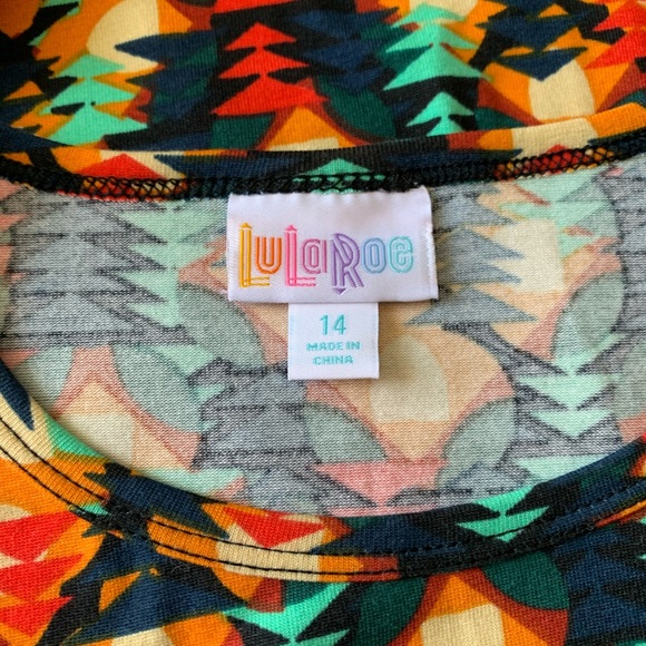 LuLaRoe Gracie Short Sleeve Top - Picture 3 of 5